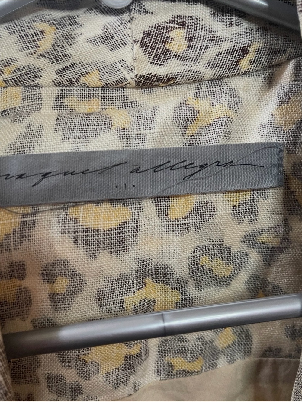 Raquel Allegra Leopard Print Double-Breasted Women's Blazer - Cream Taupe - Picture 3 of 4